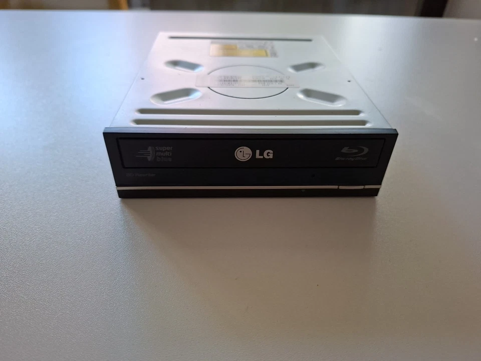 LG BH10LS30 * Blu-Ray Brenner * Intern SATA Blue-Ray Laufwerk - Bild 1 von 3