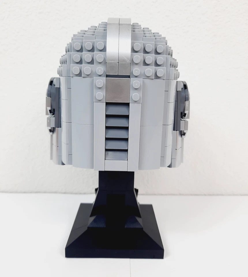 Lego Star Wars Mandalorian Helmet Set #75328 Complete, No Box or Instructions - Image 2 of 4