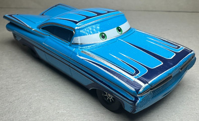 Disney Pixar Cars 3 Intro Ramone Blue Radiator Springs Diecast 1:55 FC