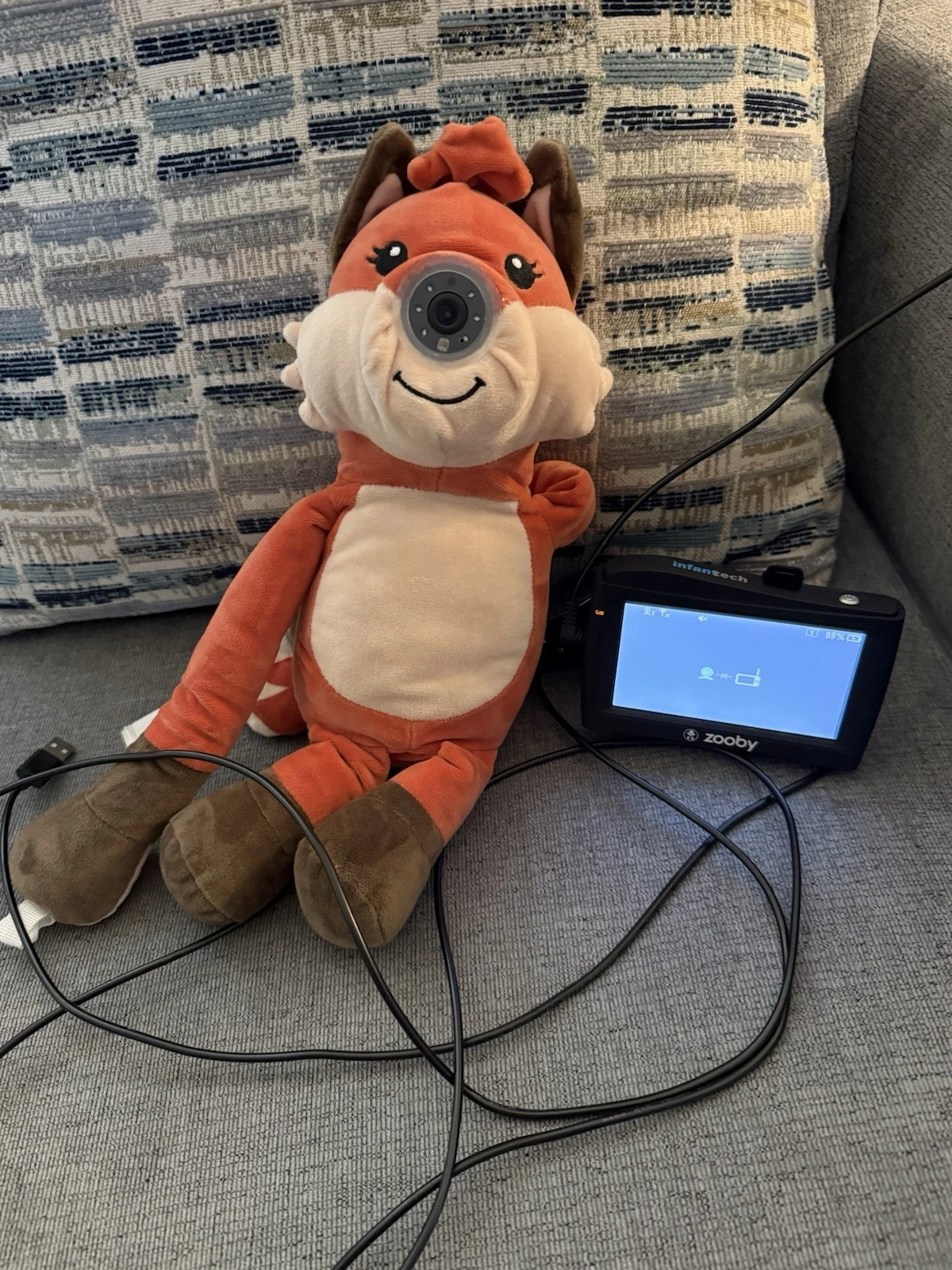 InfantTech Zooby Baby Monitor Home Car Camera Video Monitor Finley Fox Used
Opens in a new window or