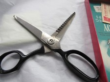 Vtg Joy Pinking Shears Rex Cutlery Original Box  PPWK 7"