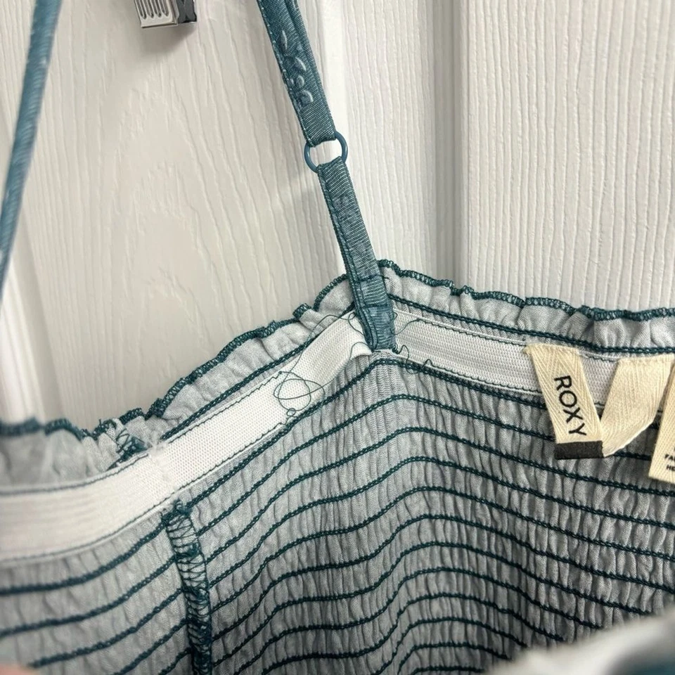 Roxy Smocked Wide Leg Jumpsuit Size XS Teal Floral Pattern Beachy Boho Coastal - Image 4 of 4