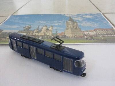 Straßenbahn Halle/ S .  Modell rollf. Tatra T4D (Schmalspur) Sp. TTm Zweirichter