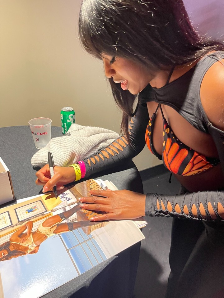 Nicole Kitt NUDE Super Sexy Hot Signed 8x10 Adult Model Photo COA Proof