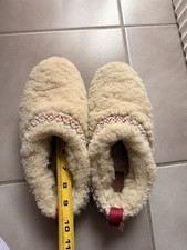 Used UGG TAZZ BRAID PLATFORM SLIPPERS CREAM WOMENS 6 no size tag available