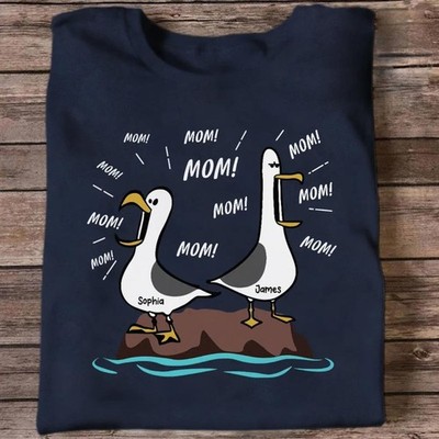Funny Seagull Mom Mom Mom T-Shirt Custom Name Gift For Mother Grandma