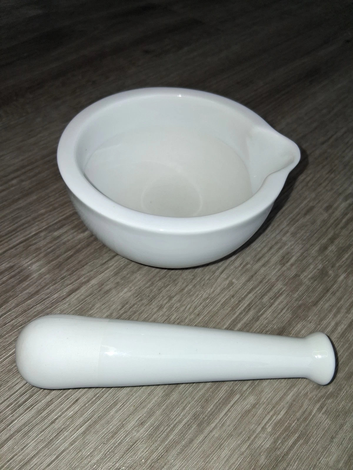 Williams Sonoma Mini Mortar / Pestle Set Stone Grinder Crusher White Ceramic VGC
Opens in a new wind