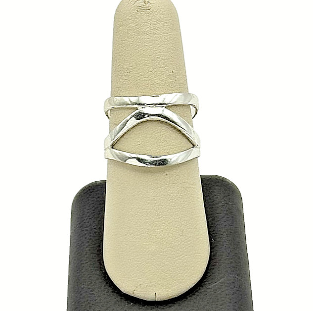 925 Sterling Silver Open Band Ring - Size 9