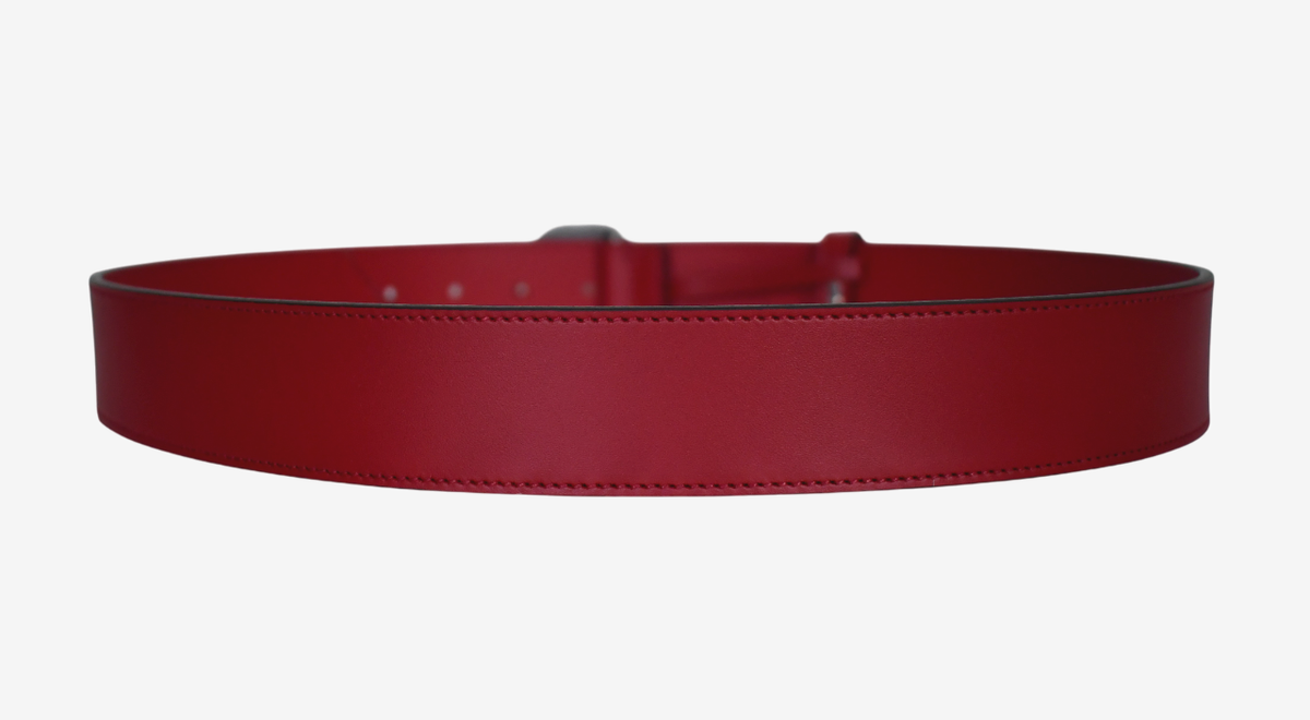 NEW Authentic GUCCI Red Leather Interlocking G Buckle  display picture 2