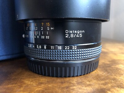 Carl Zeiss Distagon T* 45mm/F2.8 für Contax 645 small fungus