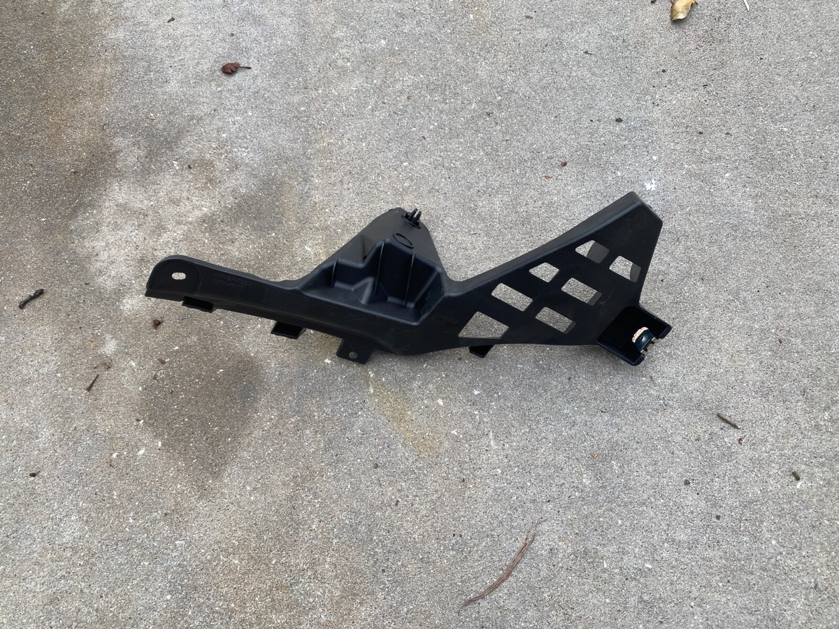 2022 Lexus NX350 Series Right Rear Bumper Seal 52591F6010 New open