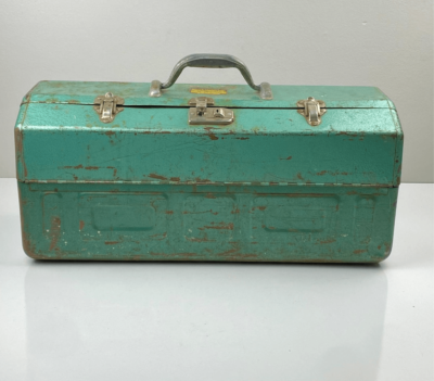 Vintage Walton Products Grip-Loc Metal Tackle Tool Box Green Made