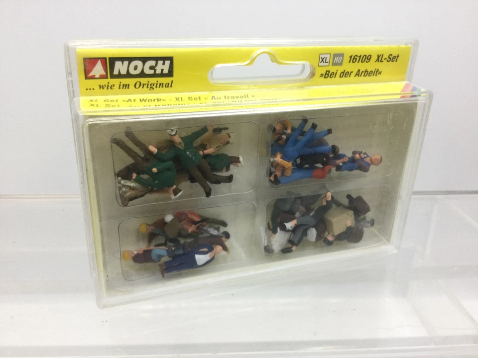 Noch 16109 HO/OO Gauge At Work XL Figure Set - Image 2 of 2