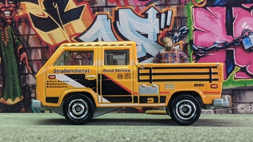 '24 MATCHBOX 1990 VOLKSWAGEN TRANSPORTER LOOSE 1/64 SCALE AUTOBAHN EXPRESS V - Picture 4 of 8