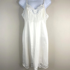 Vintage Vanity Fair Chemise Slip Lingerie 34 Ivory Lace Trim Classic Rockabilly