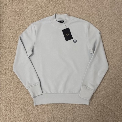 Fred Perry Jumper Sweatshirt Laurel Wreath Graphic Mens Medium Ice Blue BNWT