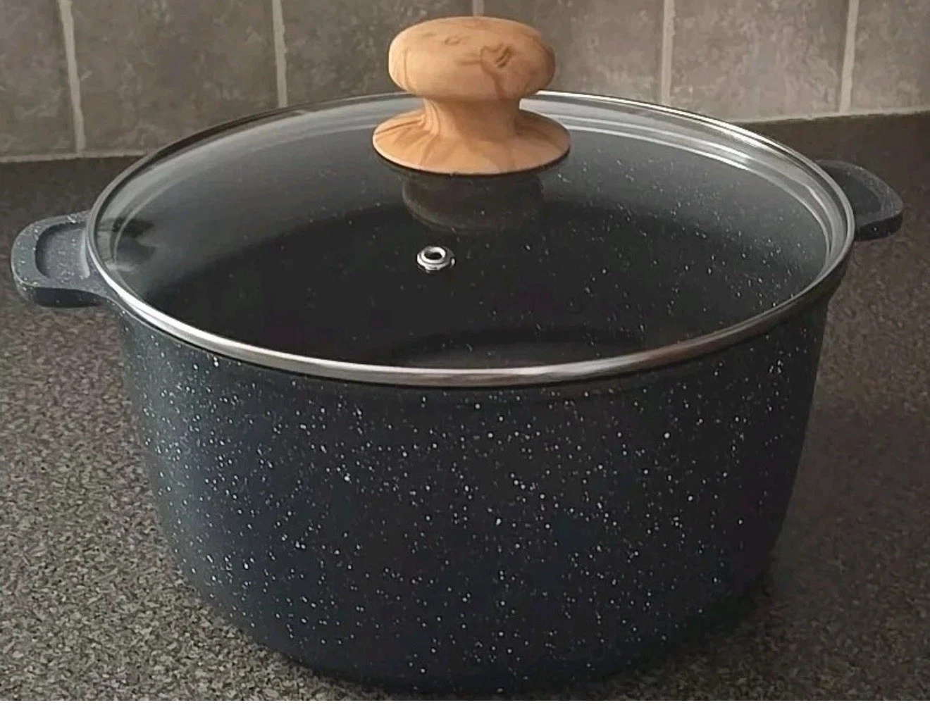 Pioneer Woman ~ CHARCOAL SPECKLE ~ 5 Quart Dutch Oven w/Lid ~ Cast Aluminum