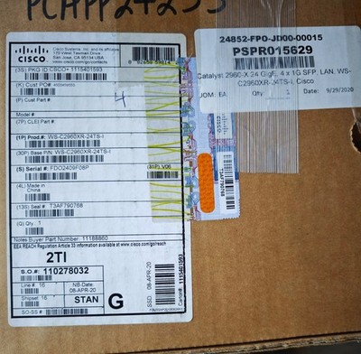 Cisco Catalyst 2960-XR Series WS-C2960XR-24TS-I V06 24-Port Ethernet Switch
