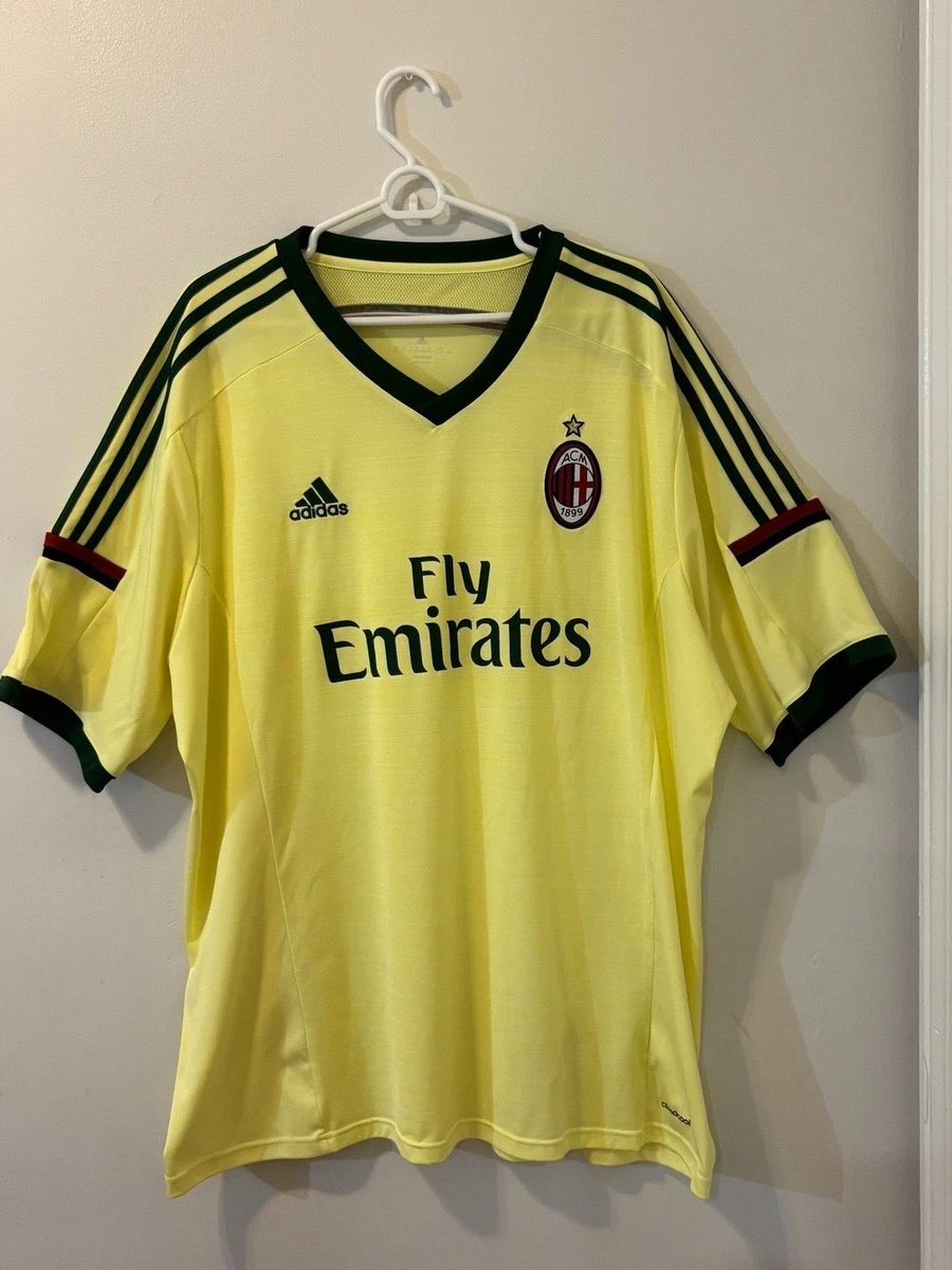 Preços baixos em Adidas Ac Milan Amarelo ventilador de Futebol