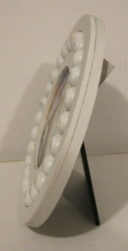 White Beaded 3X3" Distressed Round Wood Photo Picture Frame Country Style - Picture 3 of 4