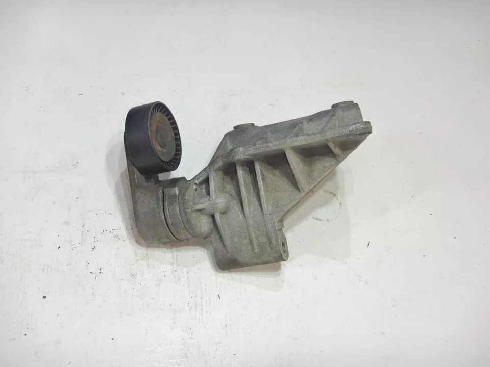 Jeep Grand Cherokee WJ 99-04 4.0 Belt Tensioner Alternator Engine Bracket Pulley Foto 4 de 4