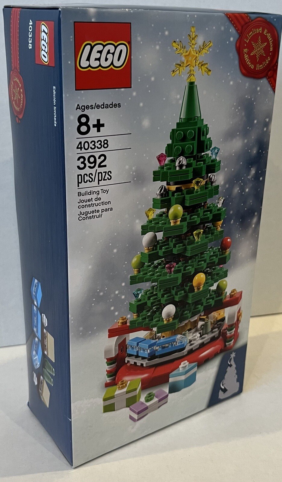 NEW Retired LEGO Seasonal: Christmas Tree (40338)