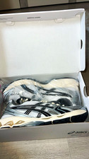 ASICS GEL-Kayano 14 Herren Sneaker EU 43,5 Silber/Schwarz/Weiß Low Top Mesh