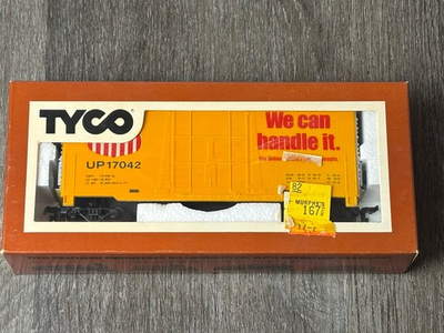 #ad TYCO HO SCALE U P 371A UNION PACIFIC HIGH CUBE BOX CAR UP 17042 WITH BOX $14.95