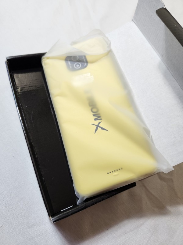 X Mobile New Smart Phone in box 16gb Rom + 2 gb Ram Yellow