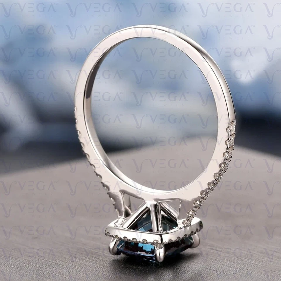 4.70Crt Cushion Cut Natural Topaz and Diamond Wedding Ring 18K White Gold Plated - Image 3 of 4