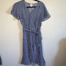 Naif wrap dress Ruffle V Neck Stripe Belted M city classy nautical boat 