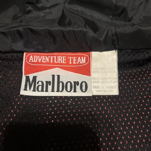 VINTAGE Marlboro Adventure Team Jacket Large Red Windbreaker Rain Hood See Pics image 2