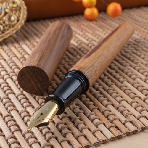 Wancher Sekai Fountain Pen Aizu Urushi Natural Precious Wood Material Teak