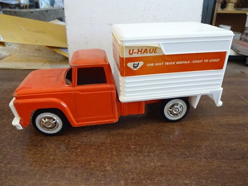 60'S U-HAUL TOOTSIE TOY TRUCK & (2) 1945-1970 25TH ANNIVERSARY PINBACKS NO BOX - Picture 5 of 9