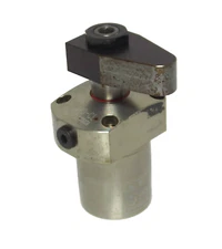 KOSMEK #LT0480-CL Hydraulic Clamp Base