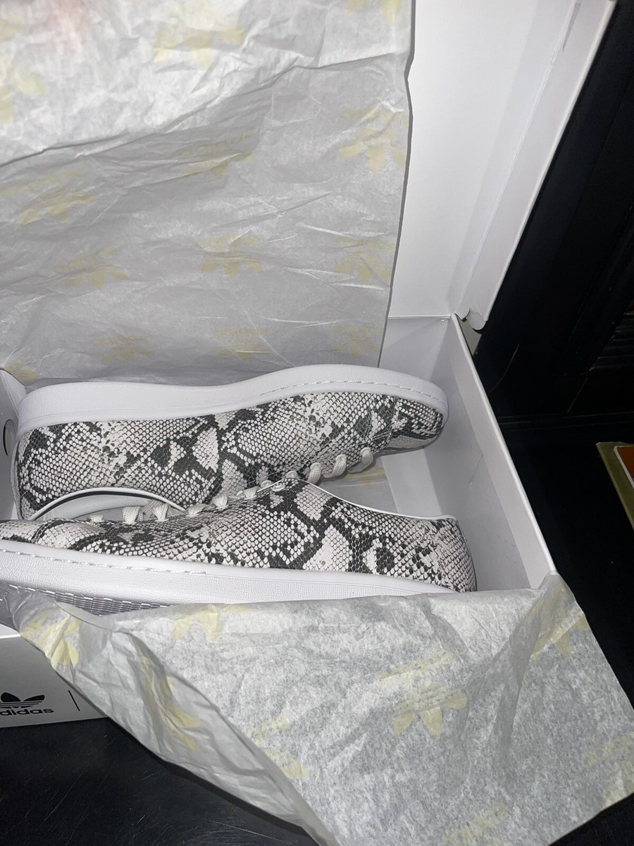 Adidas HYKE AOH 001 FV4254 Stan Smith White Python Shoes Size 11