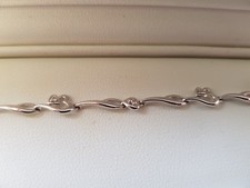 Ernest Jones 9ct White Gold & Diamond bracelet RRP £449  Excellent  Gift