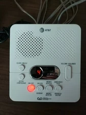 A T & T  Digital Answering System  With Adapter Model 1740 POWER TESTED 