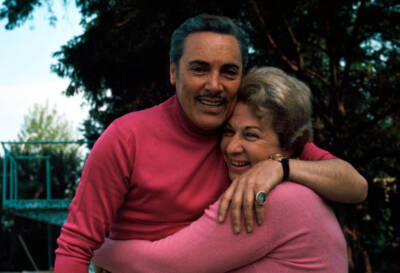 Italian Tenor Mario Del Monaco Embracing His Italian Wife Rina Fedora PHOTO