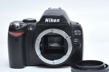 Nikon D40X Digital SLR Camera 08