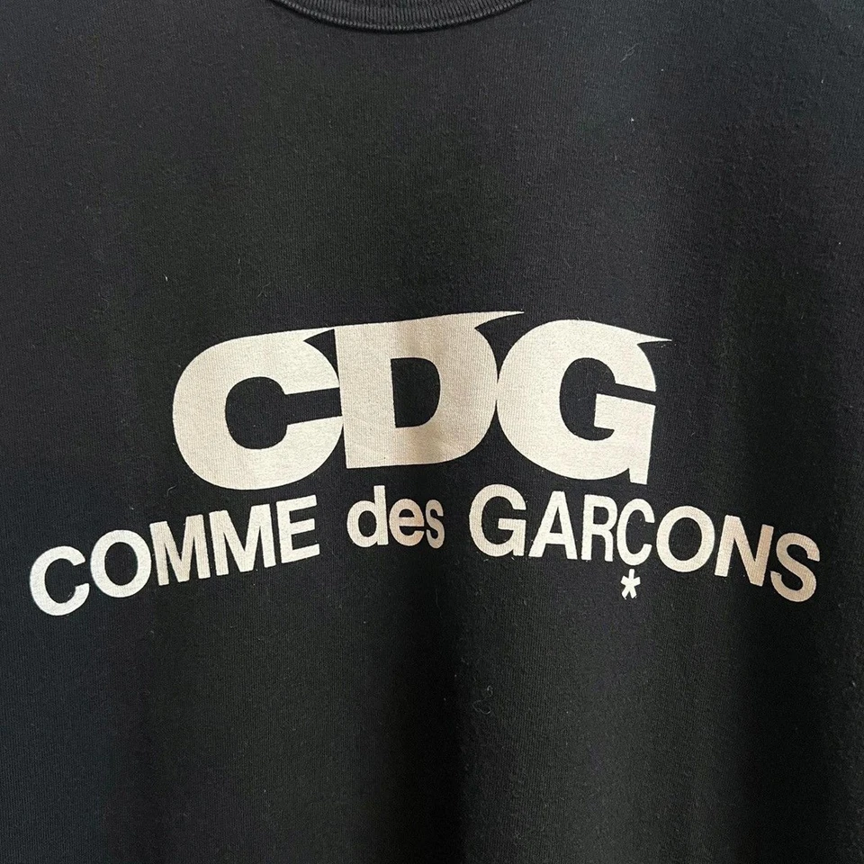 Camiseta Comme Des Garcons CDG Logo XL 2010s Foto 3 de 4