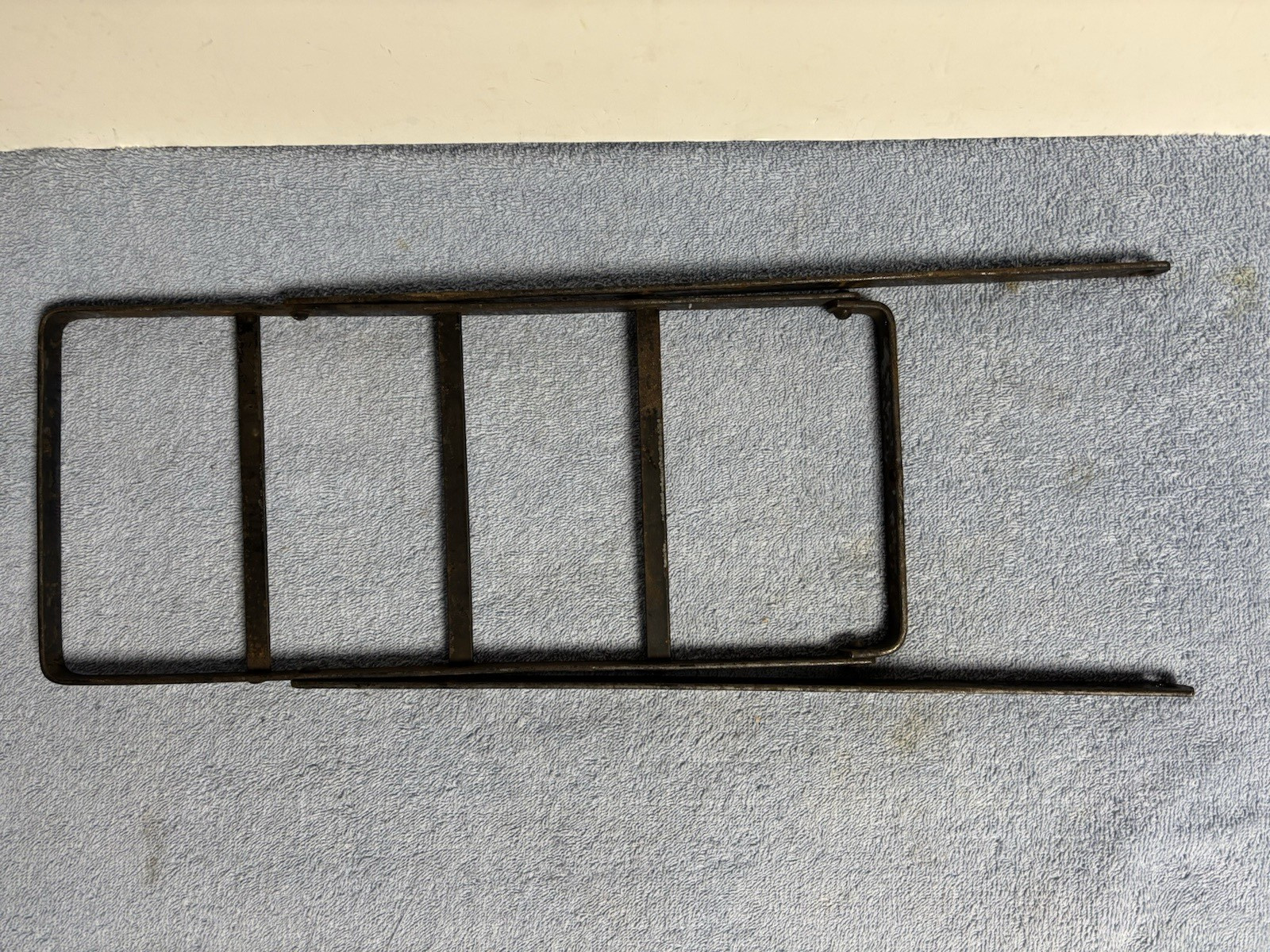(Used) ANTIQUE 1920'S CIRCA 28" MOTORBIKE BICYCLE REAR CARRIER RACK (120.00 USD)