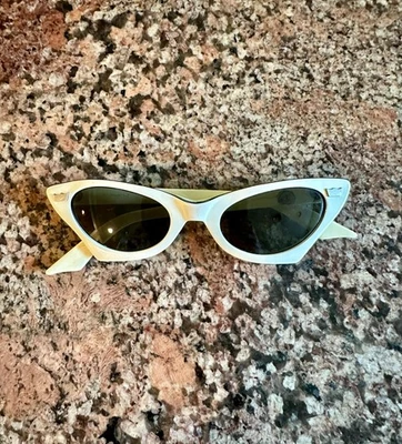 Vintage Shuron Cat Eye Sunglasses Antique 1950s White w/Silver Crown Charms RARE - Image 1 of 4