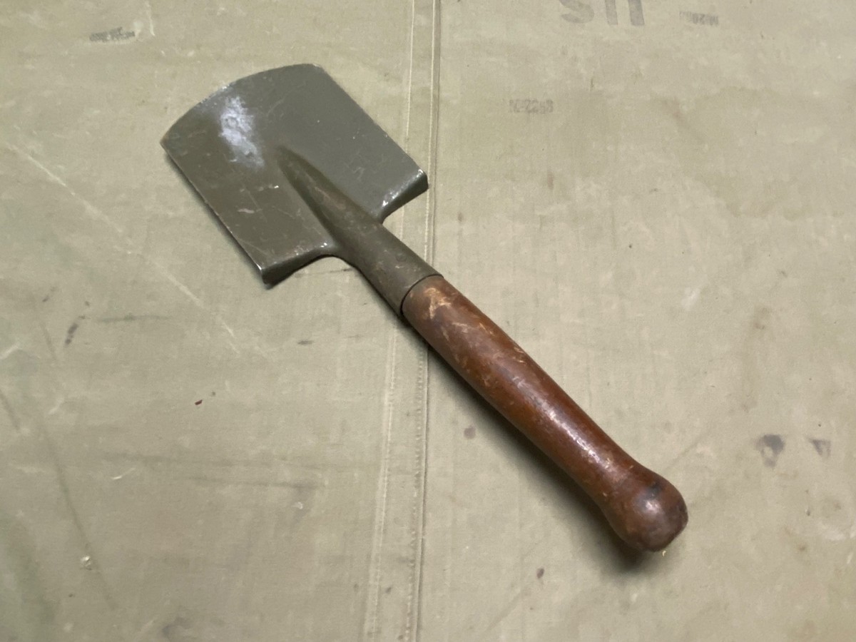ORIGINAL POST WWII GERMAN M31 COMBAT FIELD SHOVEL SPATEN | eBay