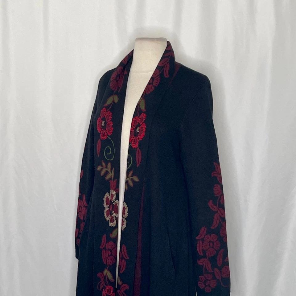 MAXSPORT Black Red Floral Duster Cardigan Sweater Wool Max Sport Knitwear Medium - Image 4 of 4