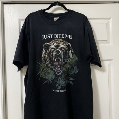 90s Black ''Just Bite me'' Mount St.Helens Grizzly Brown Bear Shirt Glow Size 2XL