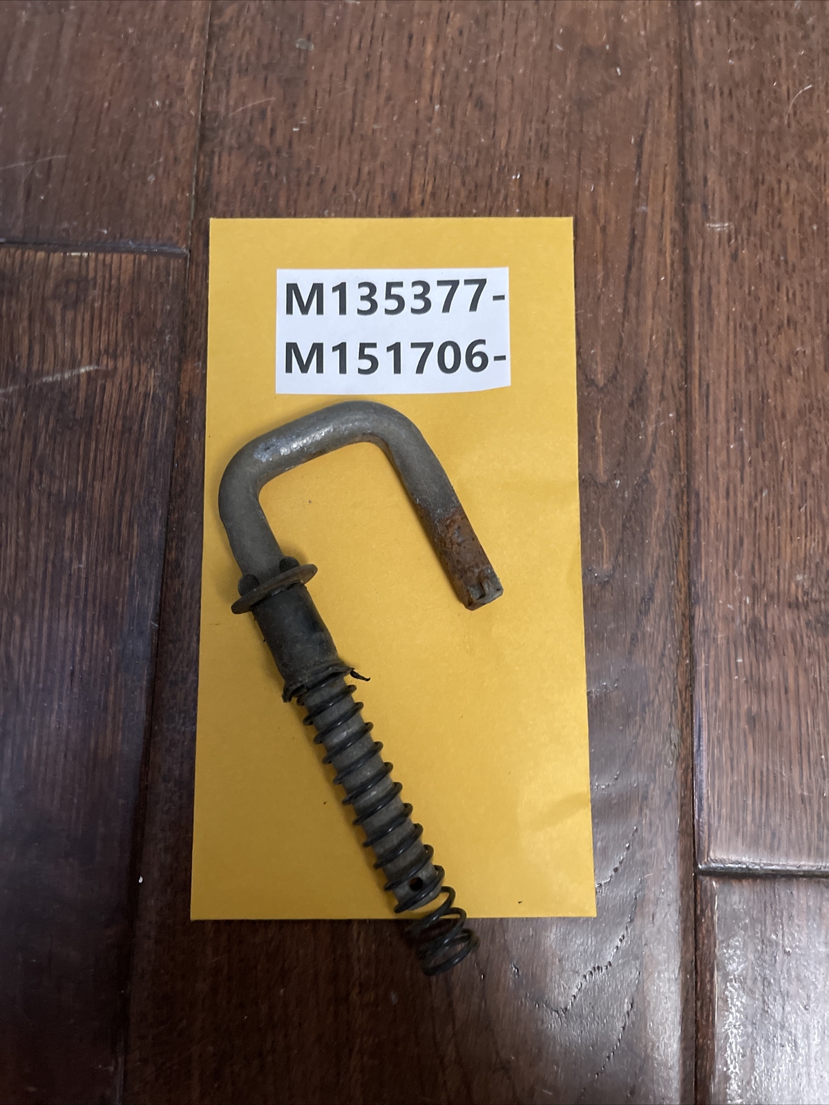 OEM John Deere M135377 M151706 Bent Pin Fastener | eBay