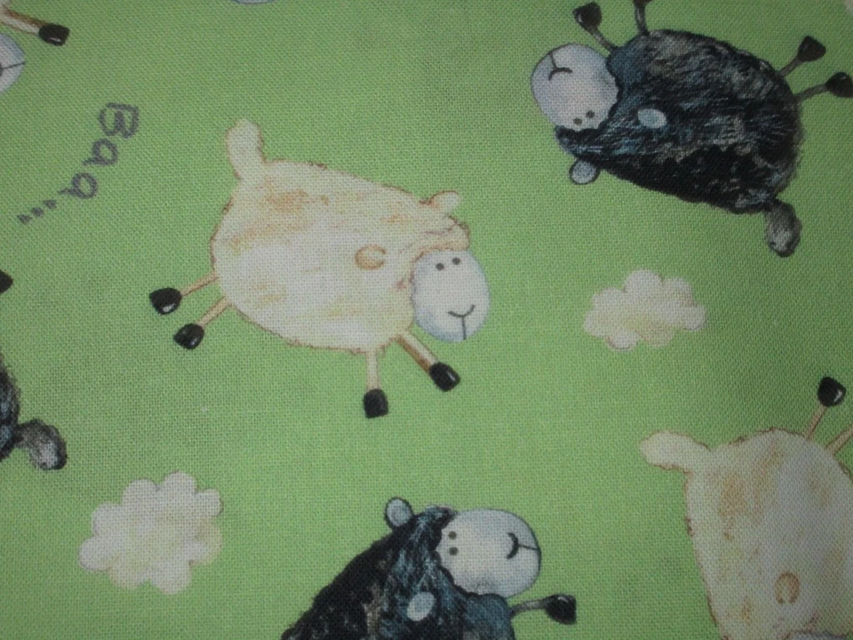Tela de algodón Michael Miller 1 yarda Baa Baa linda oveja en verde claro Foto 2 de 4
