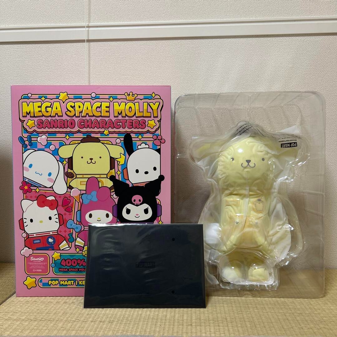 POPMART MEGA SPACE MOLLY 400% Sanrio Family Series Blind Box POPMART MEGA SPACE MOLLY 400% Sanrio Family Series Blind Box