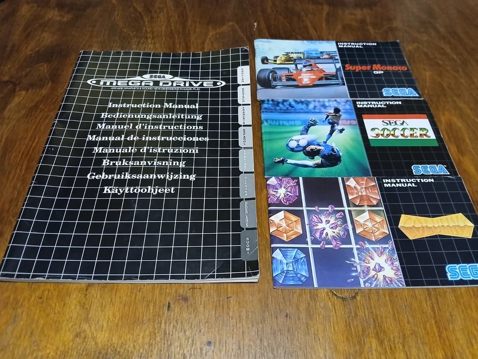 Sega Megadrive Console Instruction Manual + 3x Games Manuals | Sega Mega Drive - Image 2 of 3